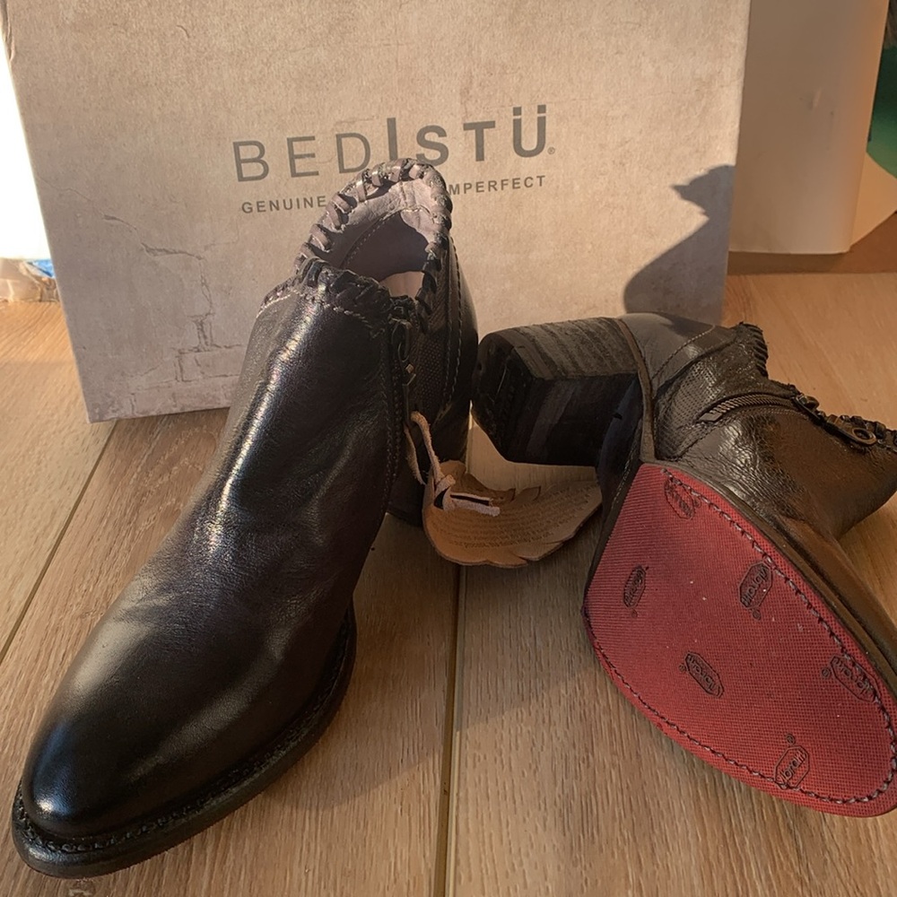 Bed/STU Carla black leather booties, Sz: 6 NEW!